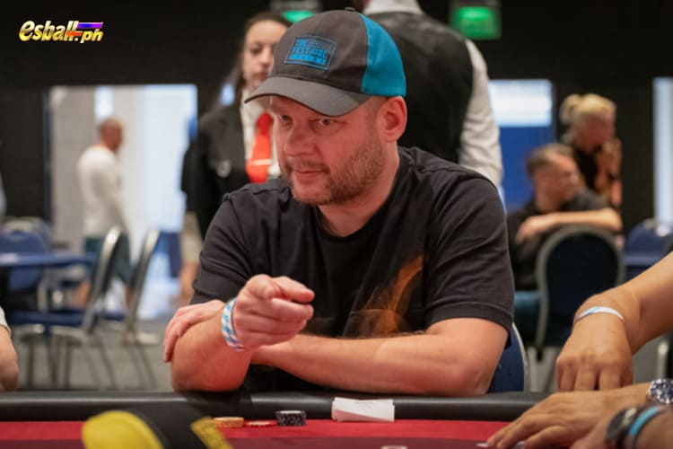 Last Hand Advantage in Blackjack Tournament Last Hand Advantage in Blackjack Tournament