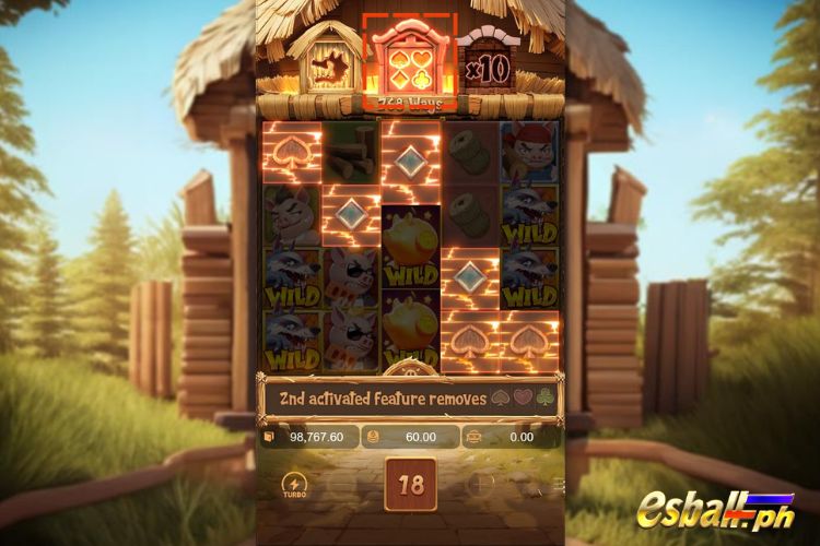 PG Three Crazy Piggies Slot Features - Wild Symbol in Reel 3